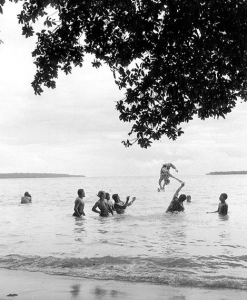 Swimming New Hebrides Swimming New Hebrides
