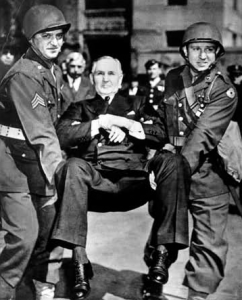 Army Seizes Montgomery Ward President