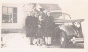 Nellie, Lorne, Sniffy, Susan, And Milly Before Leaving Minnesota
